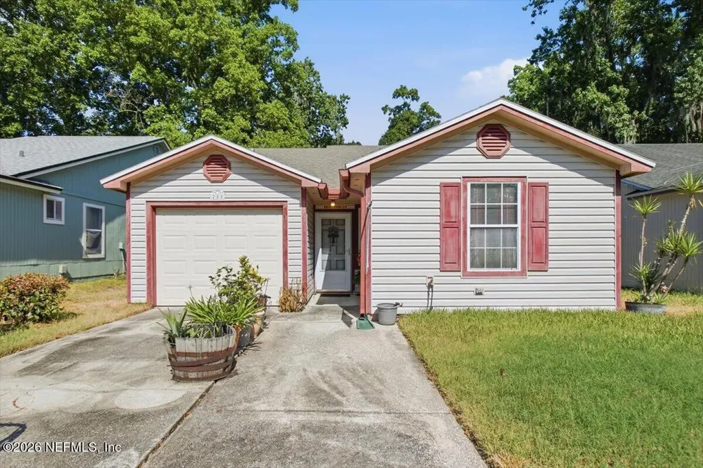 258 Aquarius Circle W Jacksonville FL 32216