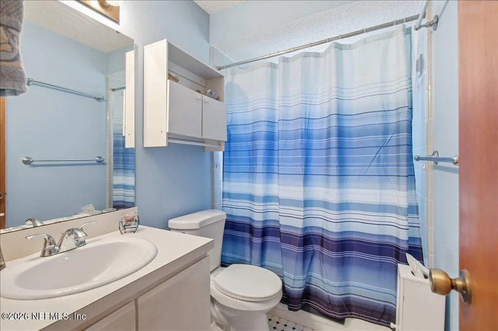258 Aquarius Circle W Jacksonville FL 32216