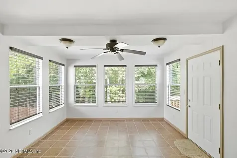 258 Aquarius Circle W Jacksonville FL 32216
