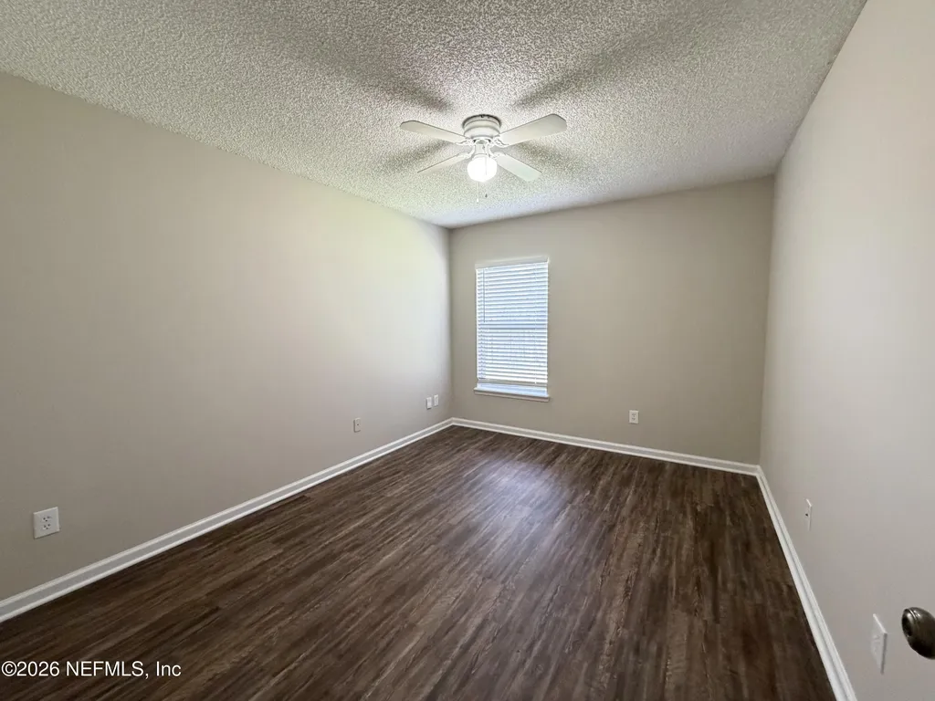 6902 Southern Oaks Drive W Jacksonville FL 32244