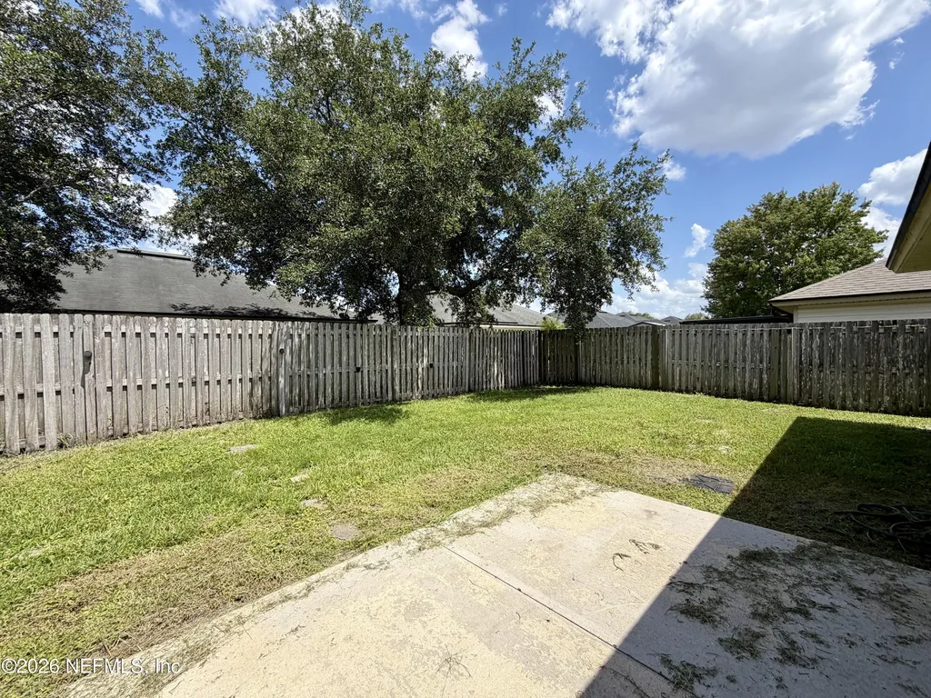 6902 Southern Oaks Drive W Jacksonville FL 32244