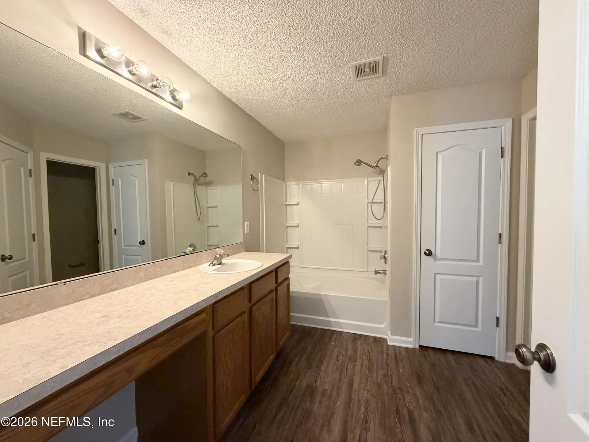 6902 Southern Oaks Drive W Jacksonville FL 32244