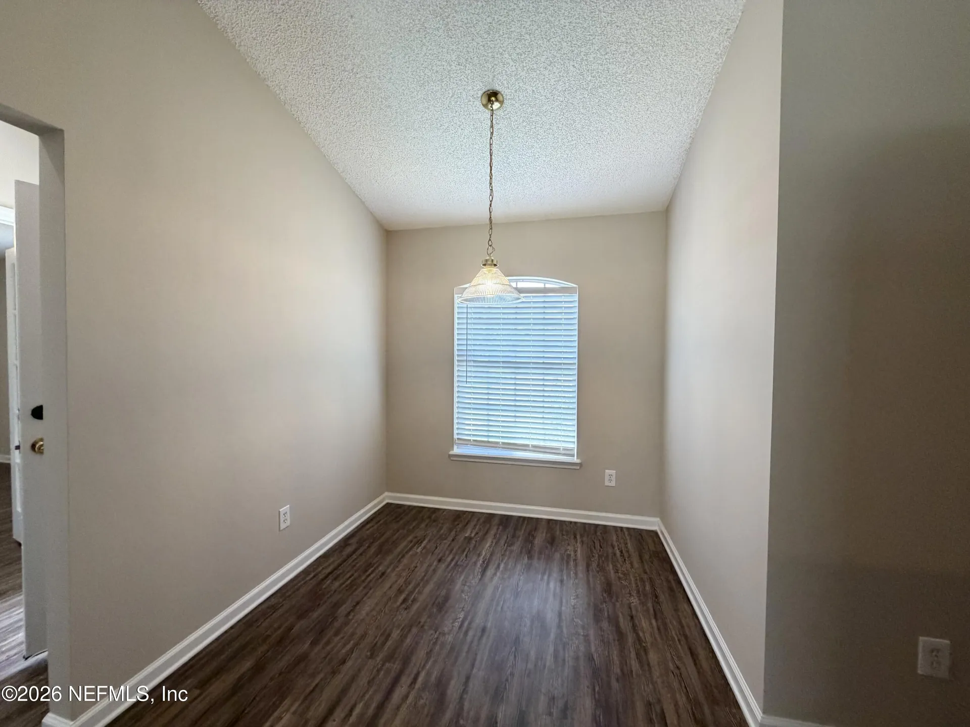 6902 Southern Oaks Drive W Jacksonville FL 32244