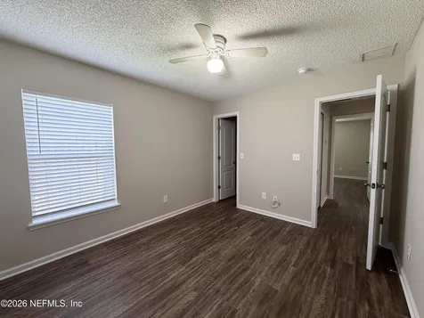 6902 Southern Oaks Drive W Jacksonville FL 32244