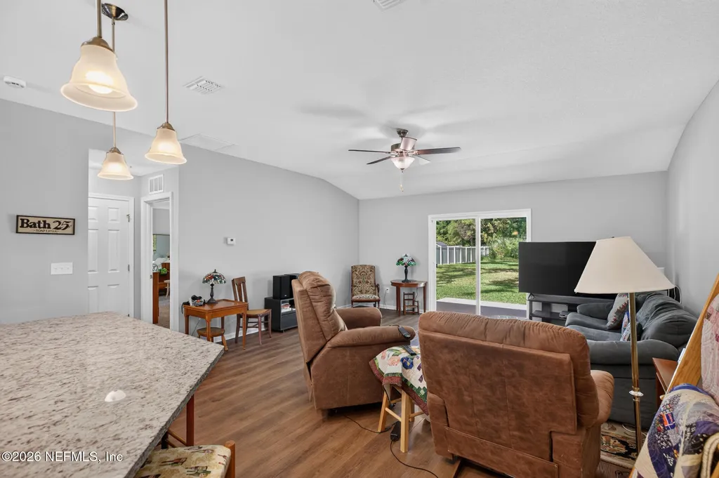 1634 East Road Jacksonville FL 32216