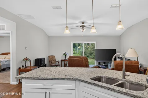 1634 East Road Jacksonville FL 32216
