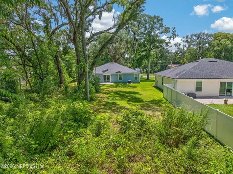 1634 East Road Jacksonville FL 32216