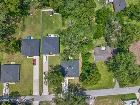 1634 East Road Jacksonville FL 32216