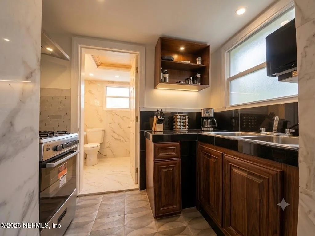 2103 Allandale Circle W Jacksonville FL 32254