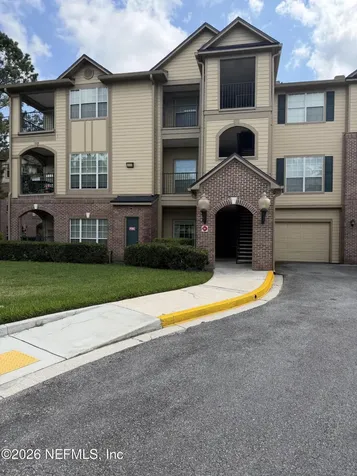 7800 Point Meadows Drive Jacksonville FL 32256