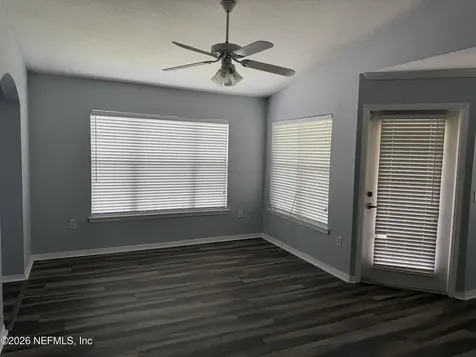 7800 Point Meadows Drive Jacksonville FL 32256