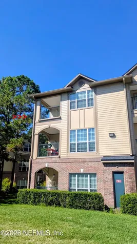 7800 Point Meadows Drive Jacksonville FL 32256