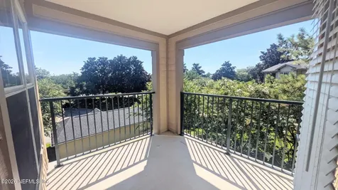 7800 Point Meadows Drive Jacksonville FL 32256
