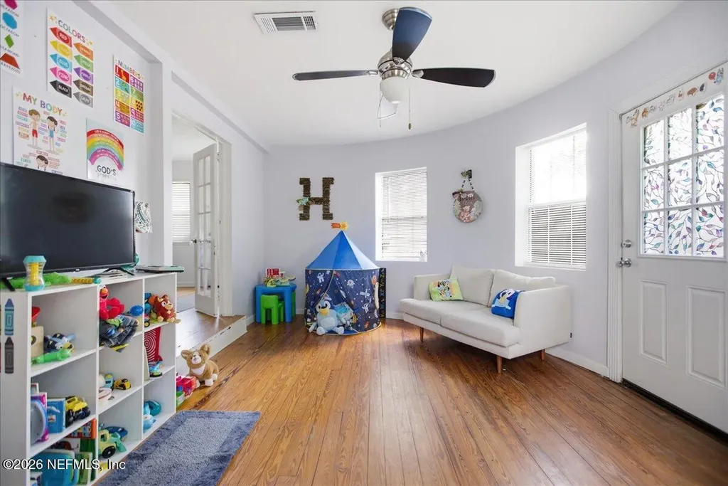 2284 Larchmont Road Jacksonville FL 32207