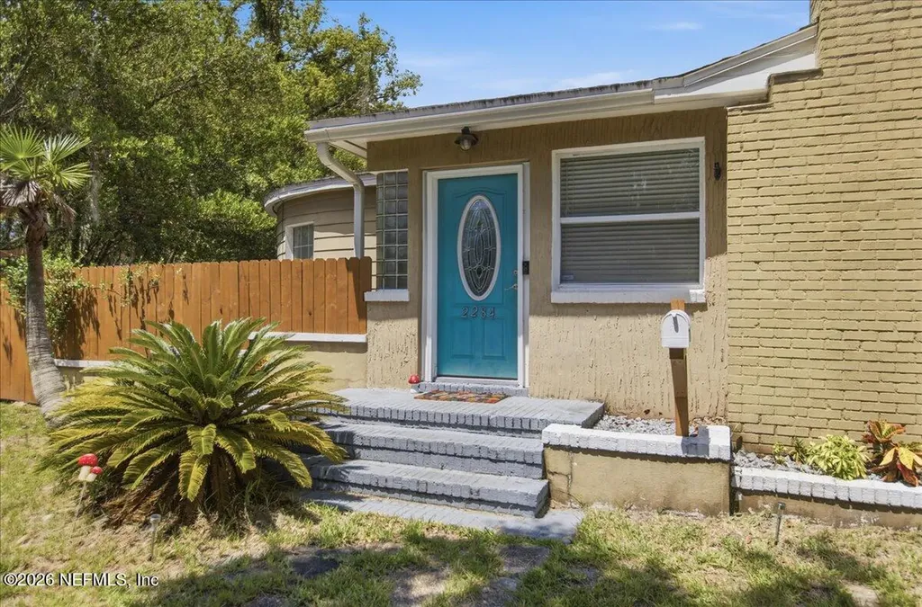 2284 Larchmont Road Jacksonville FL 32207