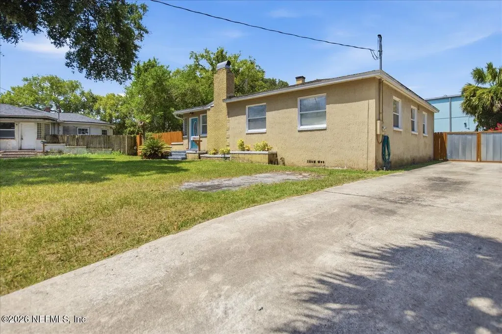 2284 Larchmont Road Jacksonville FL 32207