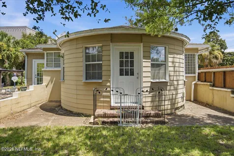 2284 Larchmont Road Jacksonville FL 32207