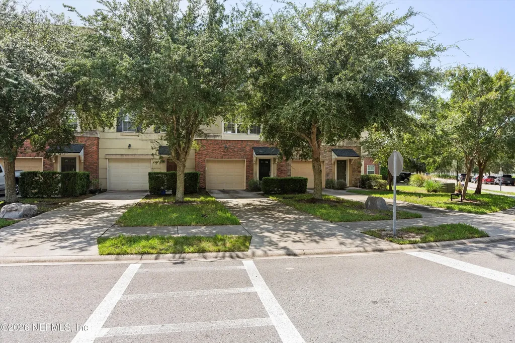 4368 Ellipse Drive Jacksonville FL 32246
