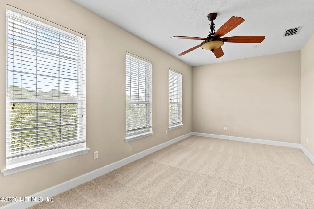 4368 Ellipse Drive Jacksonville FL 32246