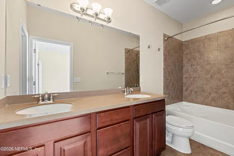 4368 Ellipse Drive Jacksonville FL 32246
