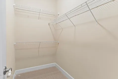 4368 Ellipse Drive Jacksonville FL 32246