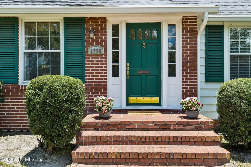 1729 Dogwood Place Jacksonville FL 32210