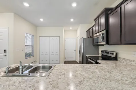 7927 Echo Springs Road Jacksonville FL 32256