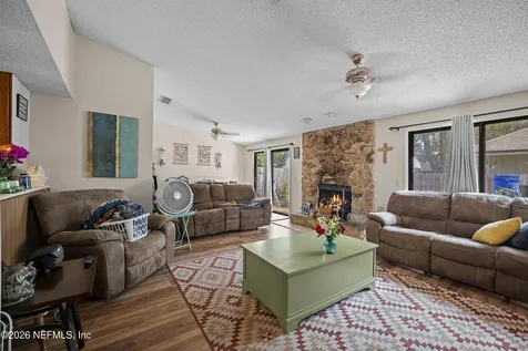 4208 Queensway Drive Jacksonville FL 32257