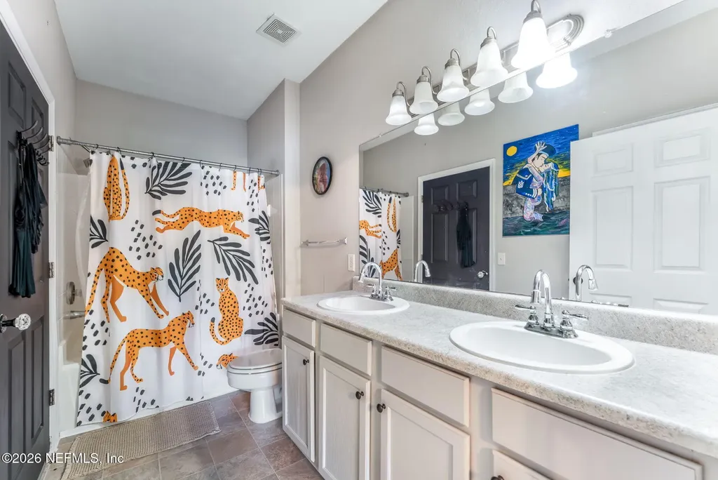 7800 Point Meadows Drive Jacksonville FL 32256