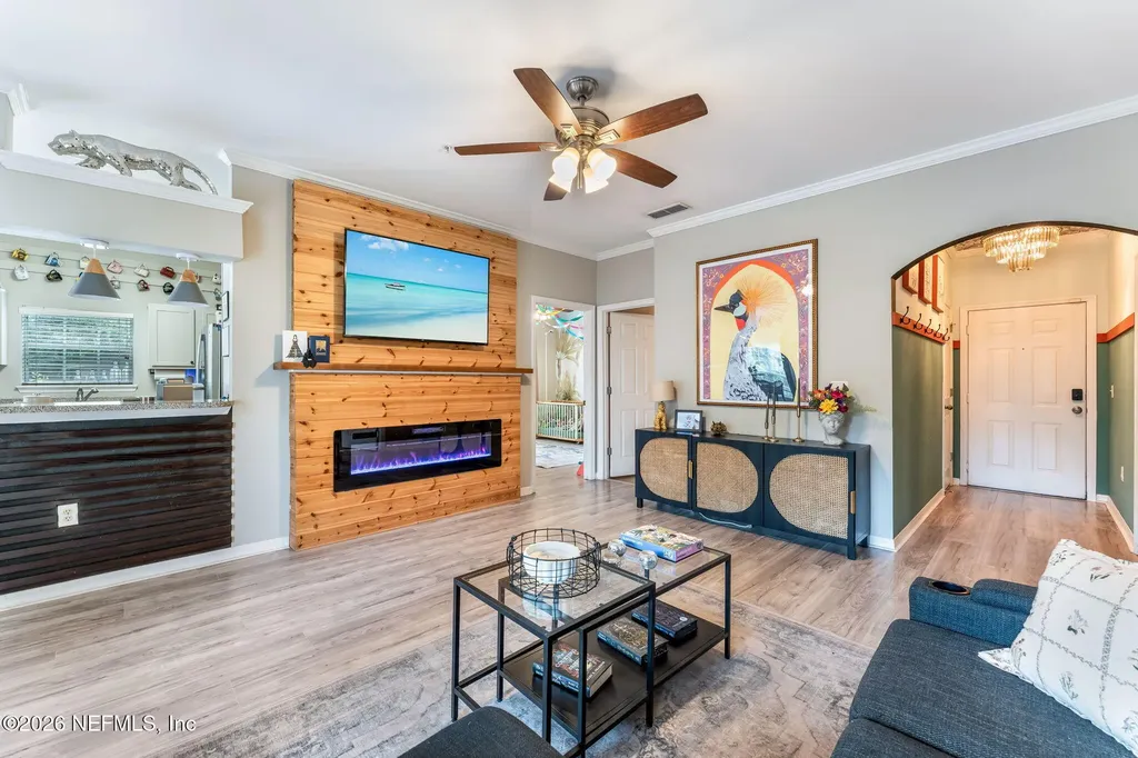 7800 Point Meadows Drive Jacksonville FL 32256