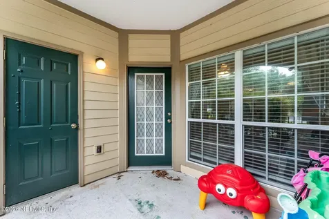 7800 Point Meadows Drive Jacksonville FL 32256