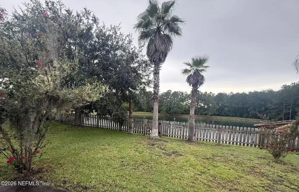 1666 Avenger Lane Jacksonville FL 32221