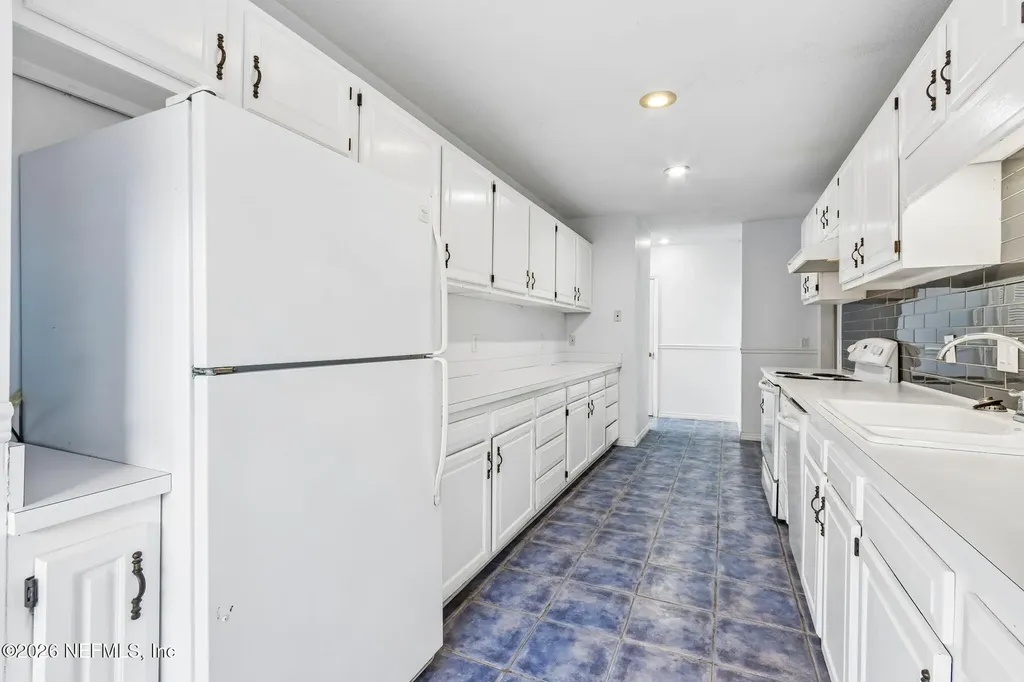 604 11th Avenue S Jacksonville Beach FL 32250