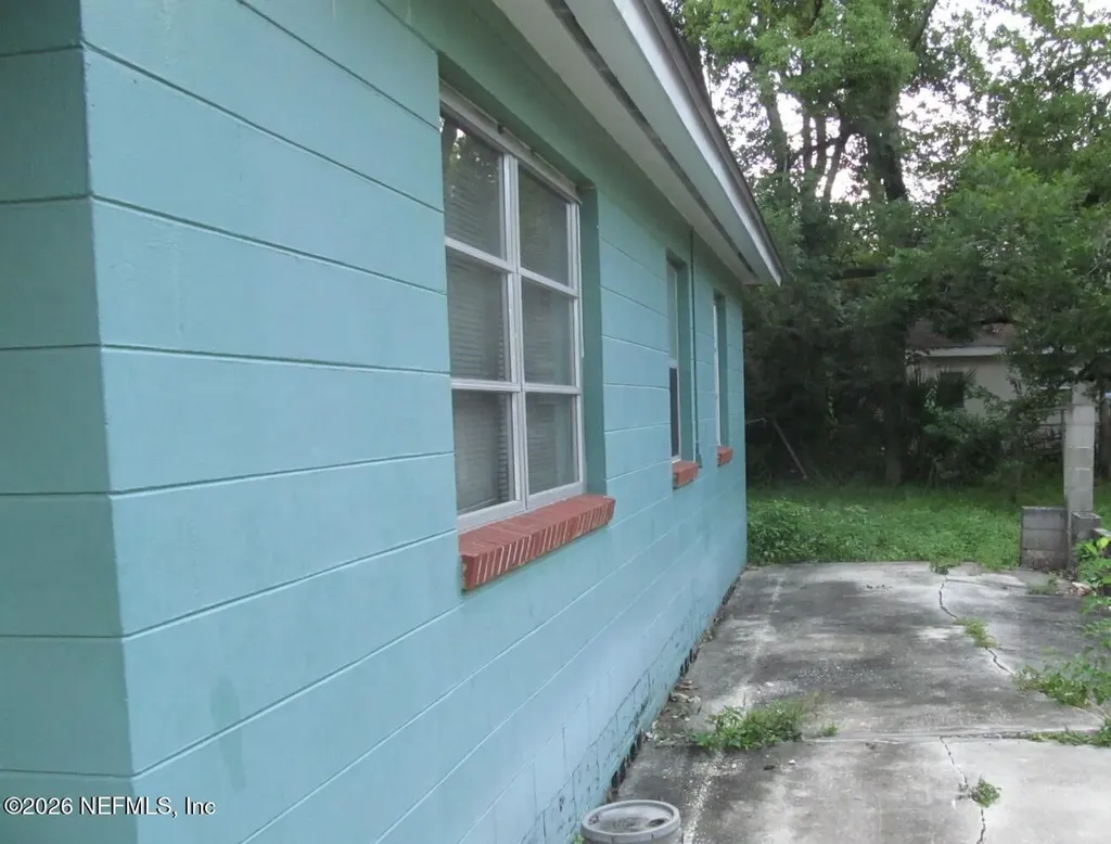 3711 N Davis Street Jacksonville FL 32209