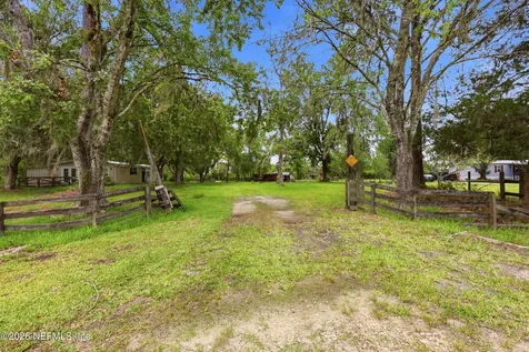 4274 SE 109th Street Starke FL 32091