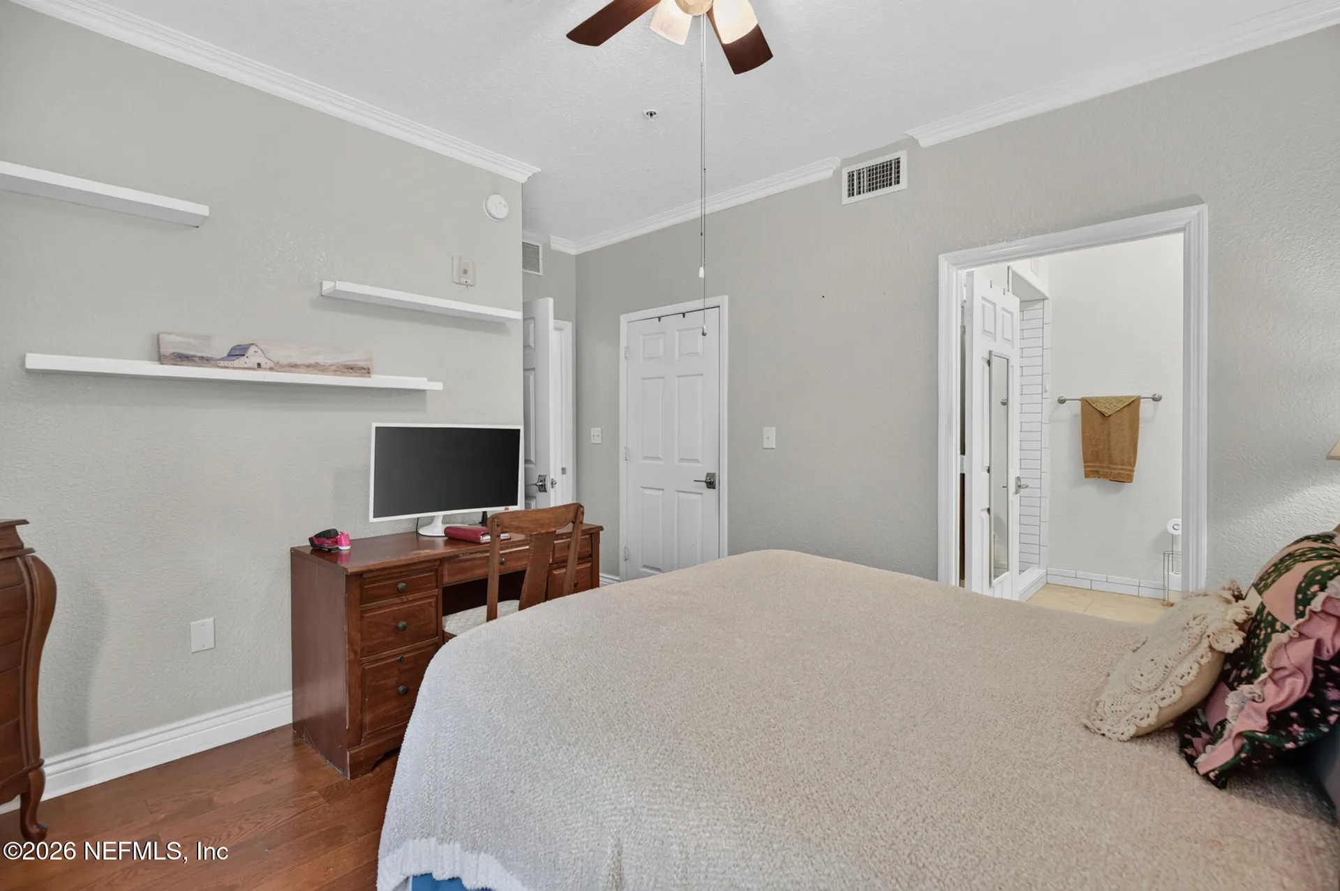 8539 Gate Parkway W Jacksonville FL 32216