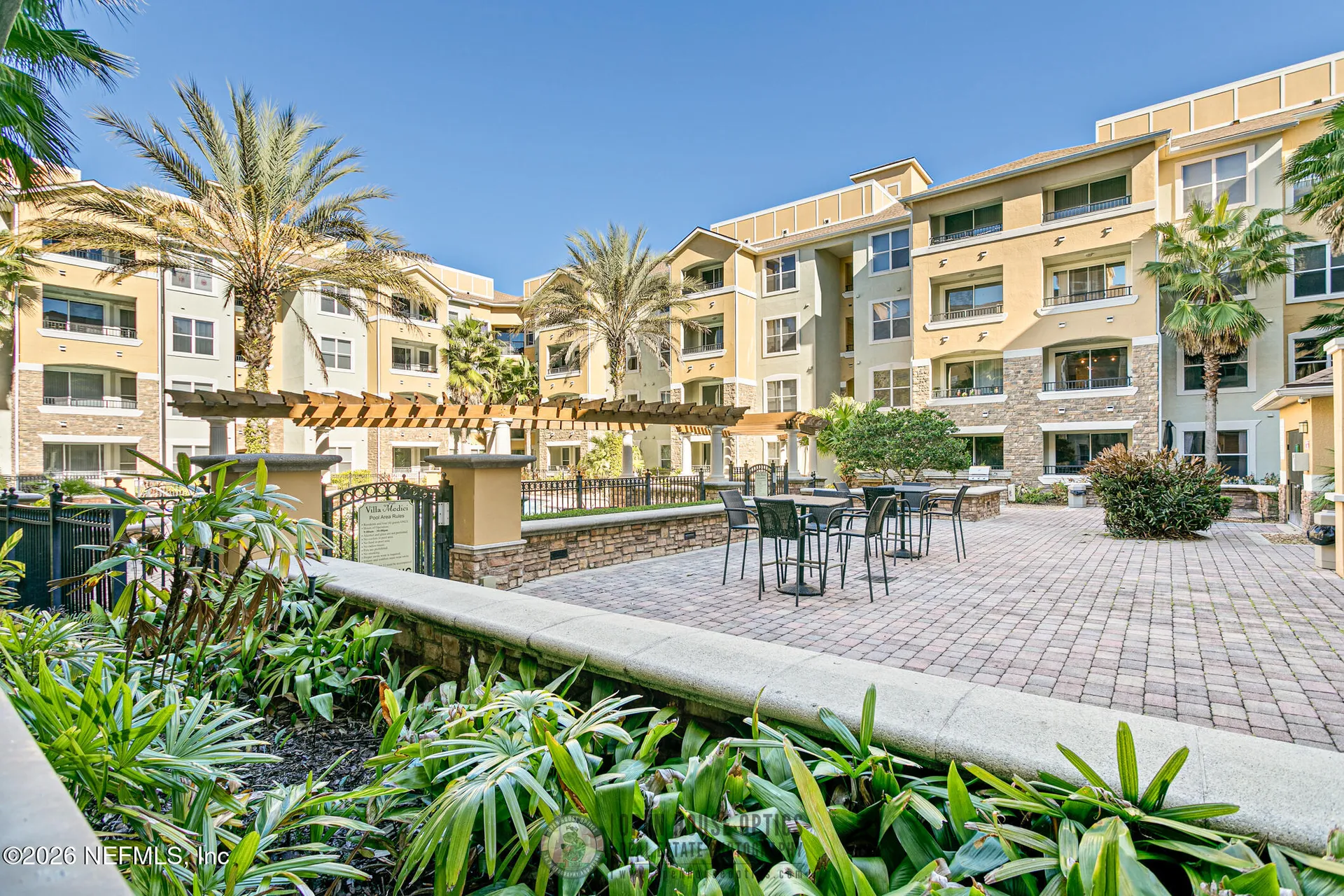 8539 Gate Parkway W Jacksonville FL 32216