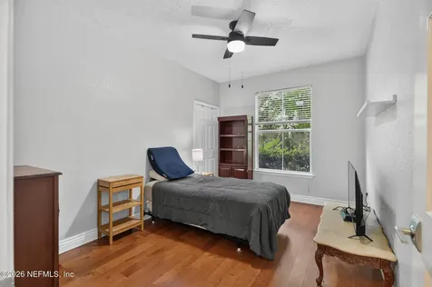 8539 Gate Parkway W Jacksonville FL 32216
