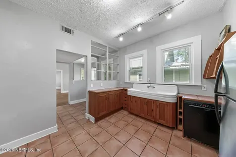 2583 Post Street Jacksonville FL 32204