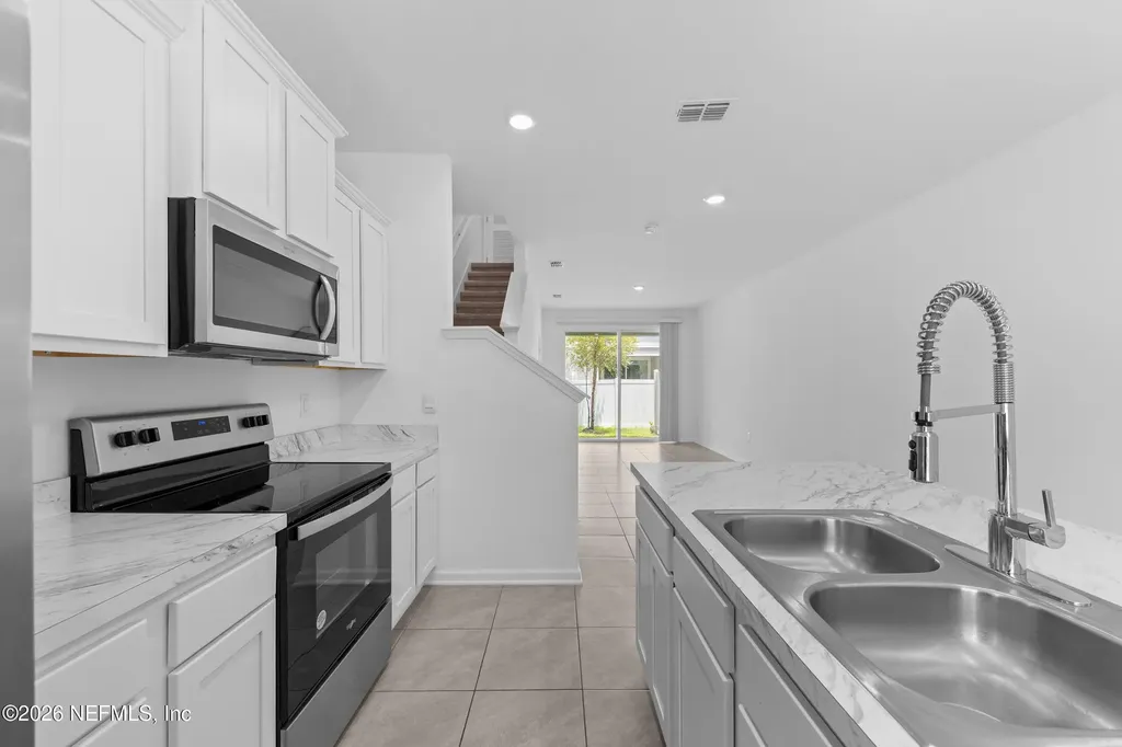 8335 Asteroid Street Jacksonville FL 32256