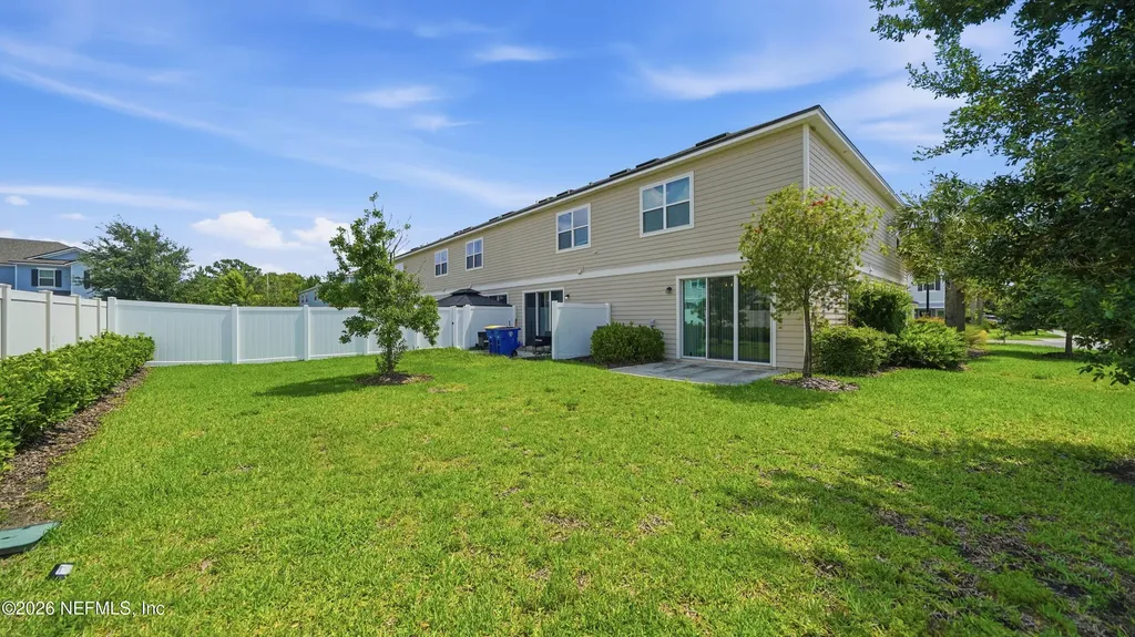13106 Annies Walk Drive Jacksonville FL 32218