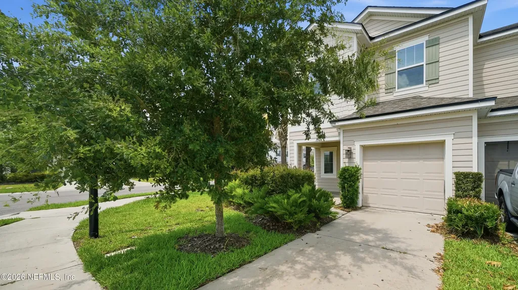 13106 Annies Walk Drive Jacksonville FL 32218