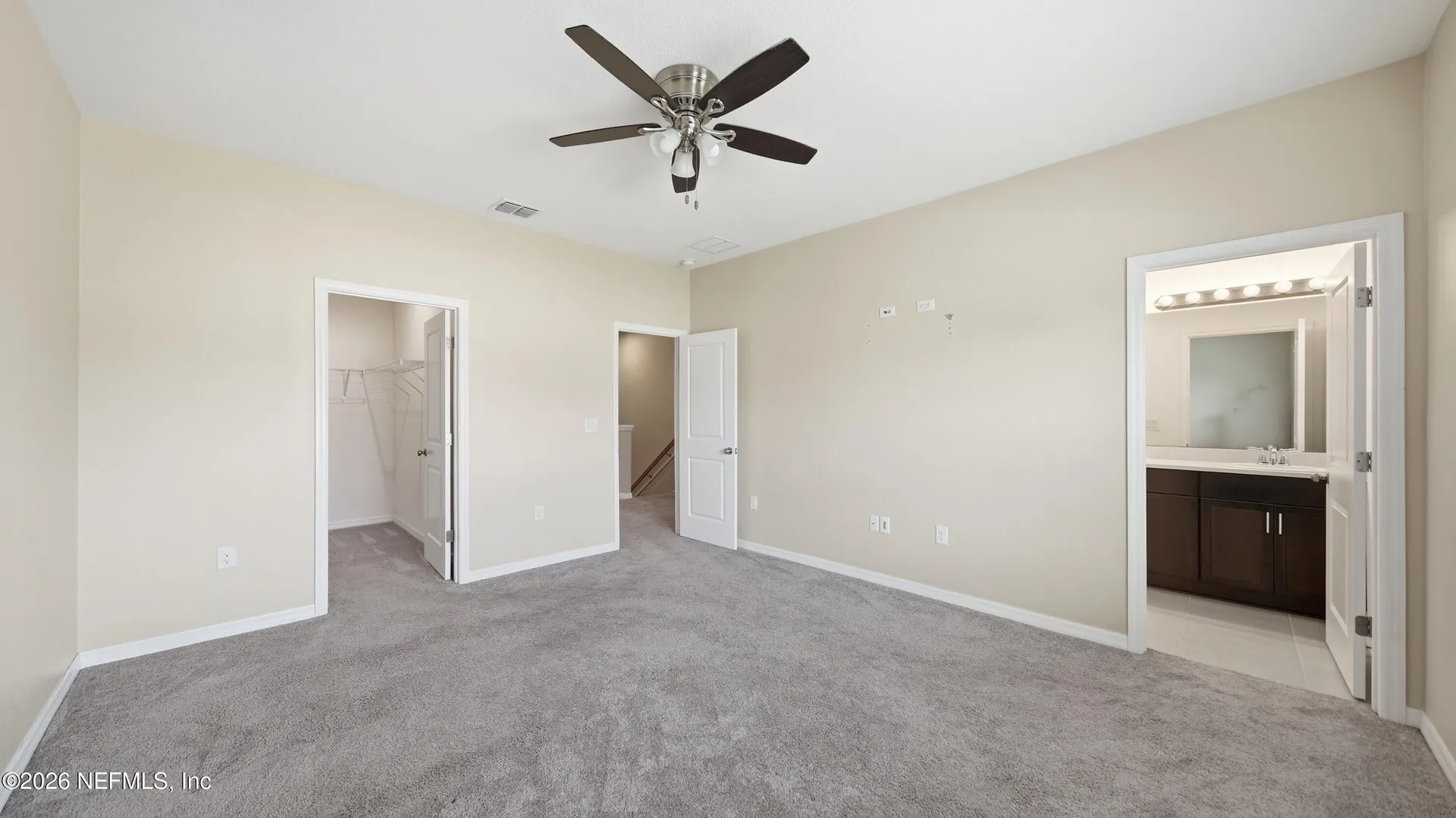13106 Annies Walk Drive Jacksonville FL 32218