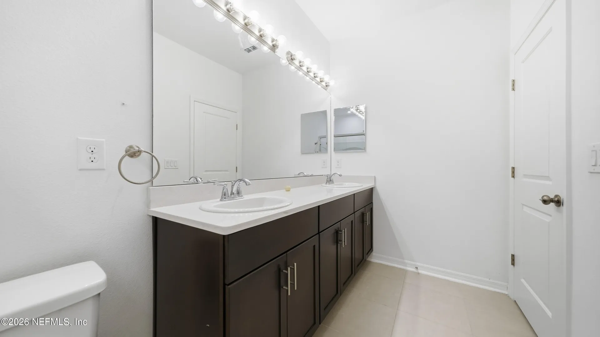 13106 Annies Walk Drive Jacksonville FL 32218