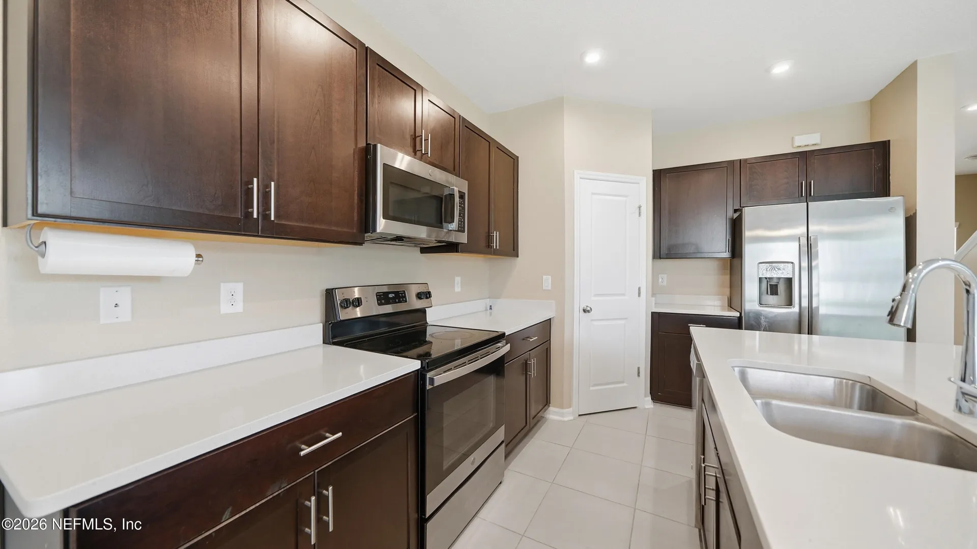 13106 Annies Walk Drive Jacksonville FL 32218