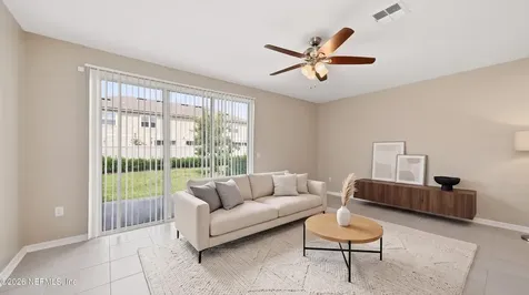 13106 Annies Walk Drive Jacksonville FL 32218