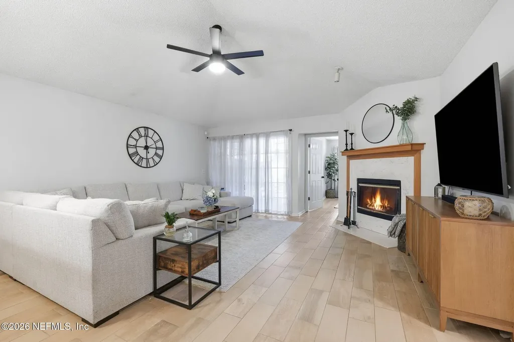 1725 Ashmore Green Drive Jacksonville FL 32246
