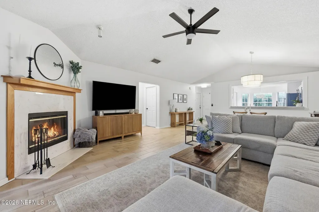 1725 Ashmore Green Drive Jacksonville FL 32246