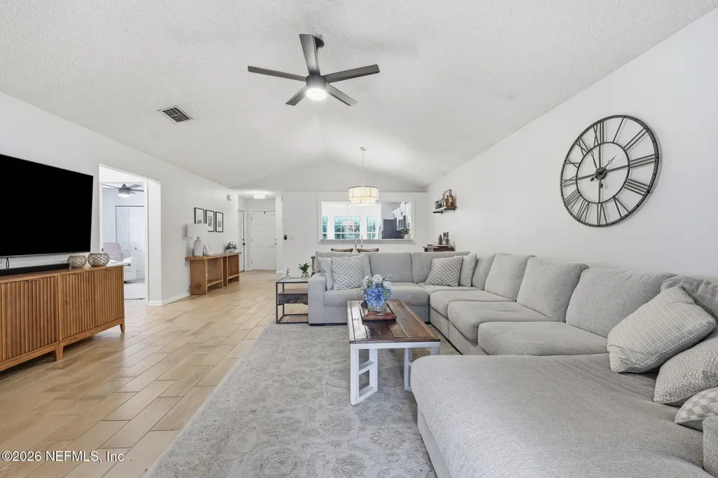 1725 Ashmore Green Drive Jacksonville FL 32246