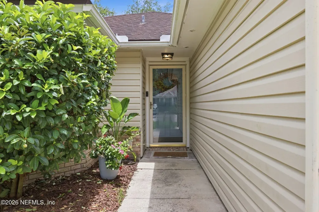1725 Ashmore Green Drive Jacksonville FL 32246
